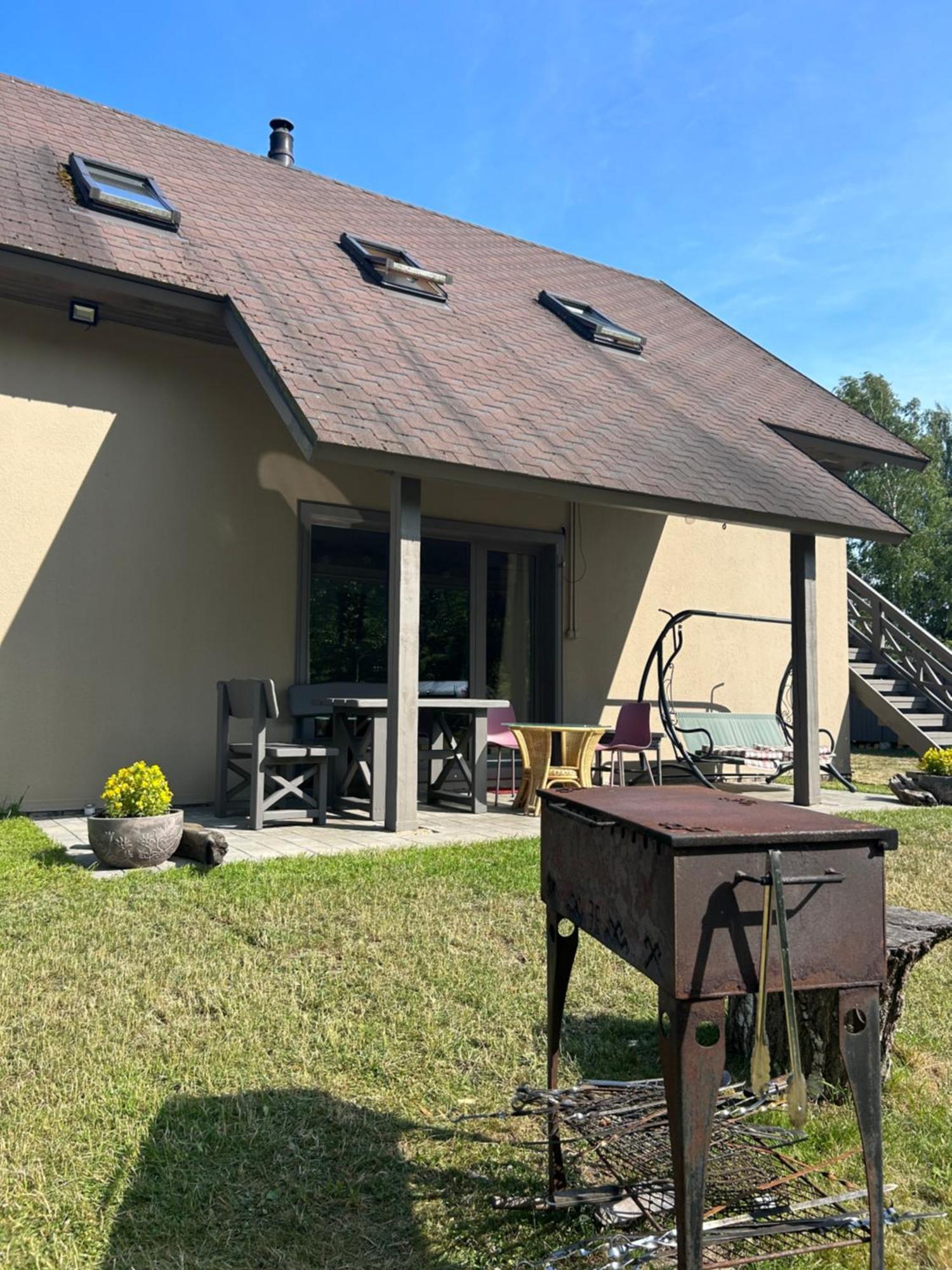 Mezalauki Villa Kolka Eksteriør billede
